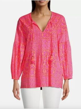 Vineyard Vines Tortola Scarf Print Pleated Top in Knockout Pink Medium Cotton